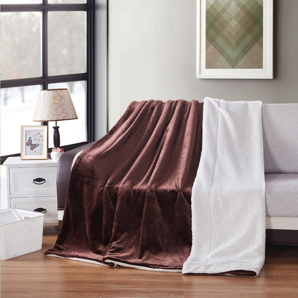 Sherpa Blanket - Fluffy & Soft Plush Bed Blanket - Hypoallergenic - Reversible - Lightweight