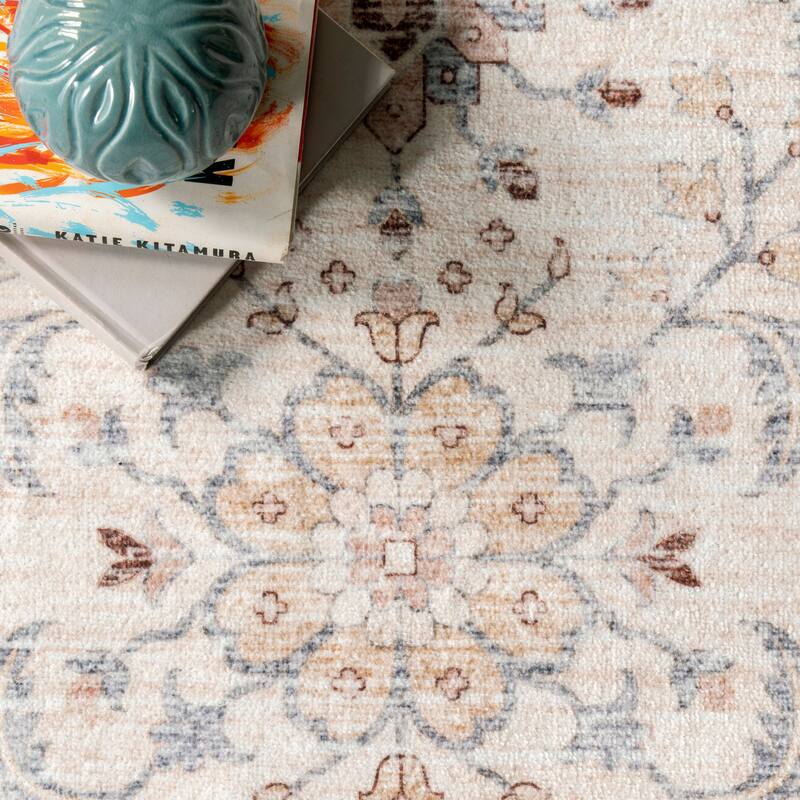Nuloom Gemma SpinClean Machine Washable Transitional Floral Area Rug