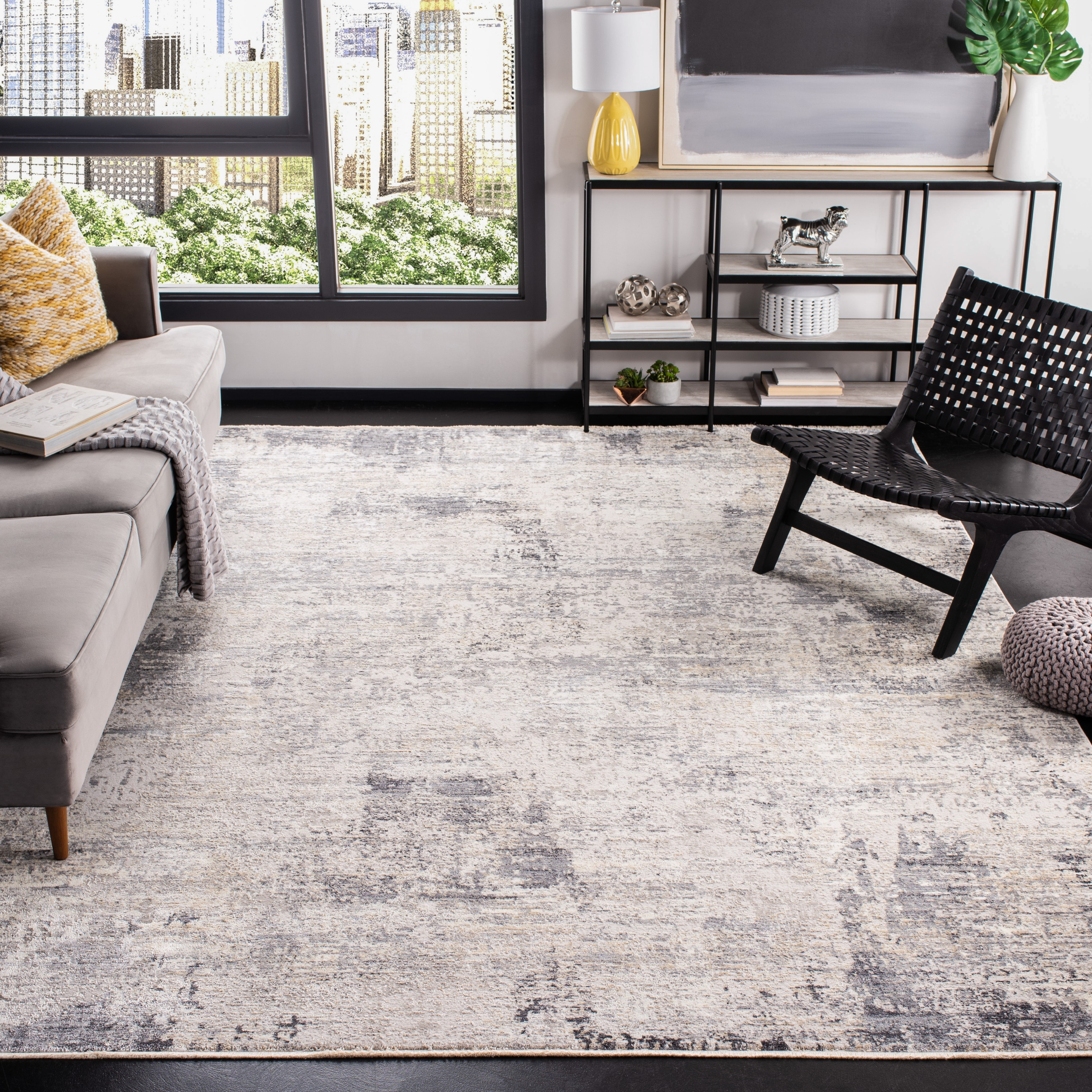 SAFAVIEH Dream Nasiha Modern Abstract Viscose Rug