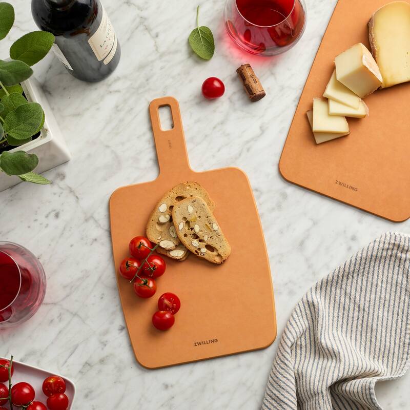 ZWILLING Plant Fiber Cutting Board with Handle - Natural