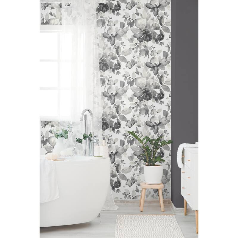 Seabrook Designs Watercolor Garden Prepasted Wallpaper
