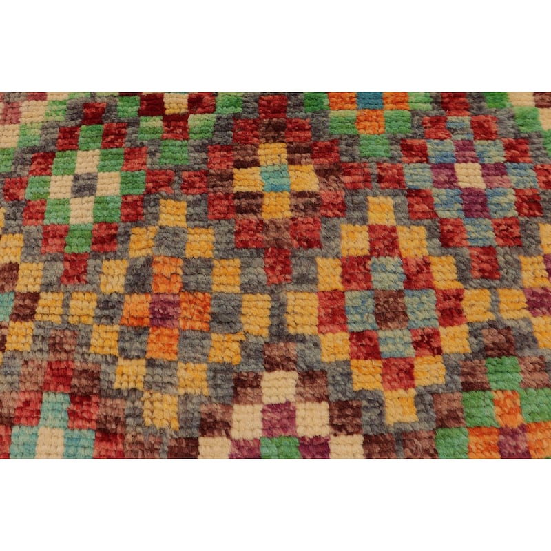 Shabby Chic Balochi Jenkins Gray/Red Hand Knotted Wool Rug - 4'10'' x 6'9''