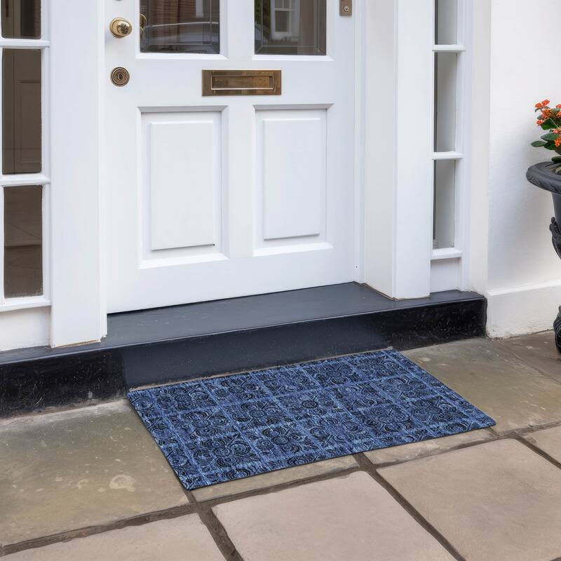 Machine Washable Indoor/ Outdoor Chantille Mosic Rug - Denim - 1'8" x 2'6"