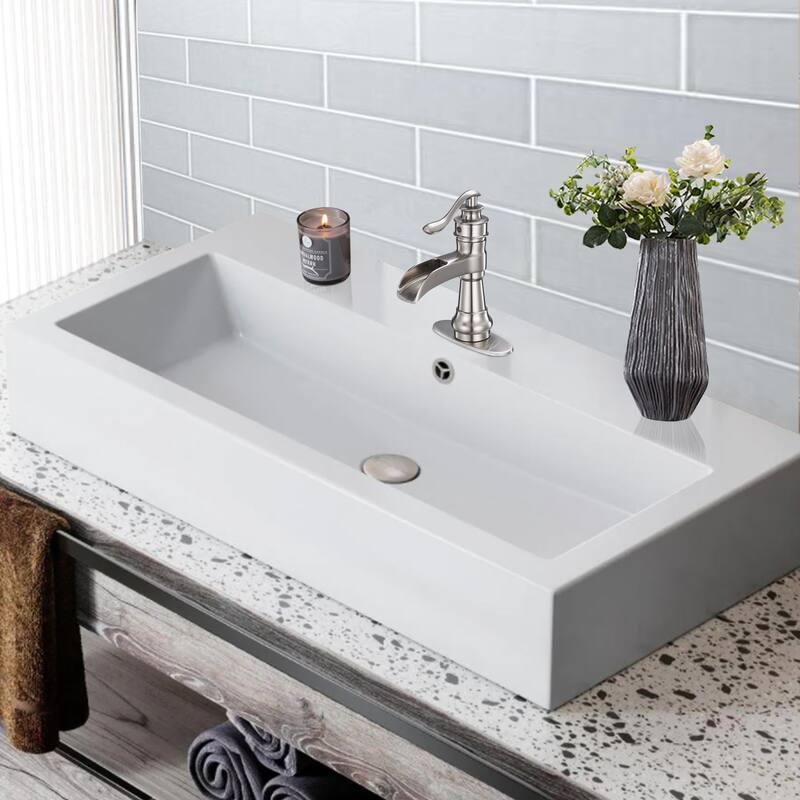 Waterfall Single Hole Single-HandleBathroom Faucet With Pop-up Drain Assembly