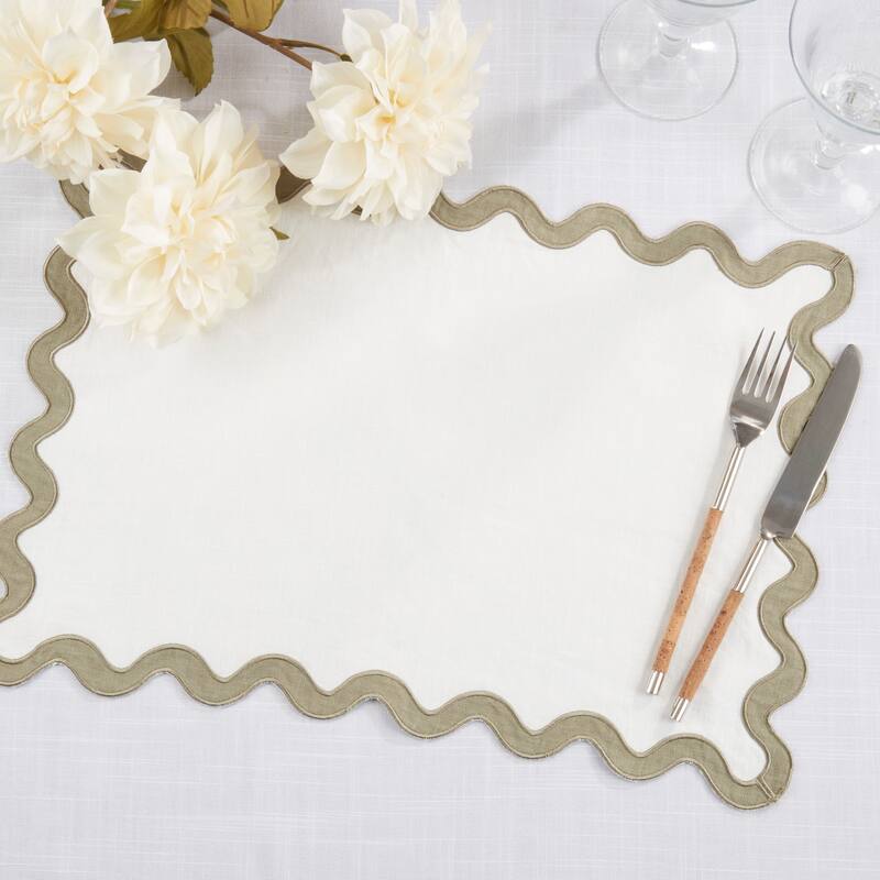 100% Linen Eco Scallop Border Placemat (Set of 4) - 13"x19"