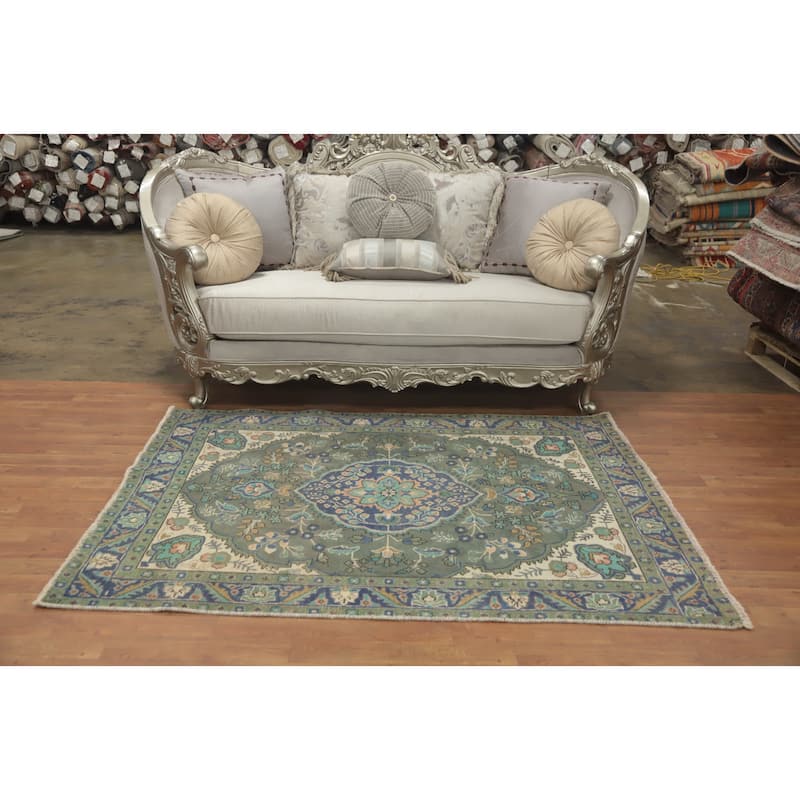 Hand Knotted Oriental 100% Wool Carpet Traditional Floral Green Tabriz Area Rug - 6' 0'' X 4' 6''