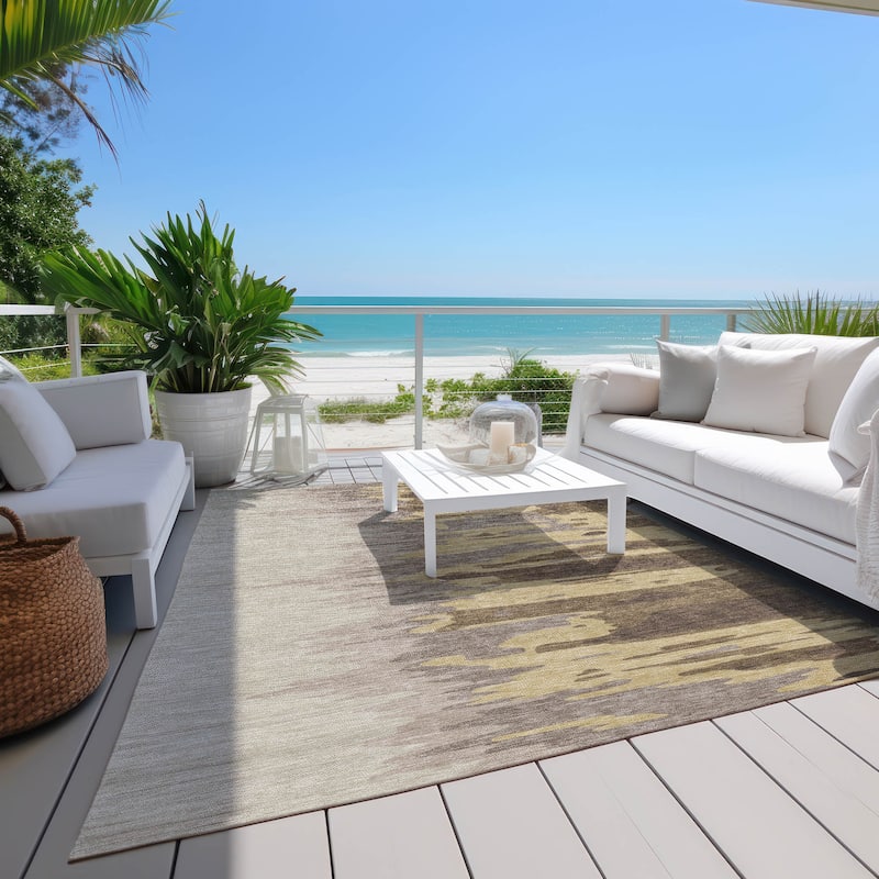 Machine Washable Indoor/ Outdoor Brushstrokes Ombre Chantille Rug