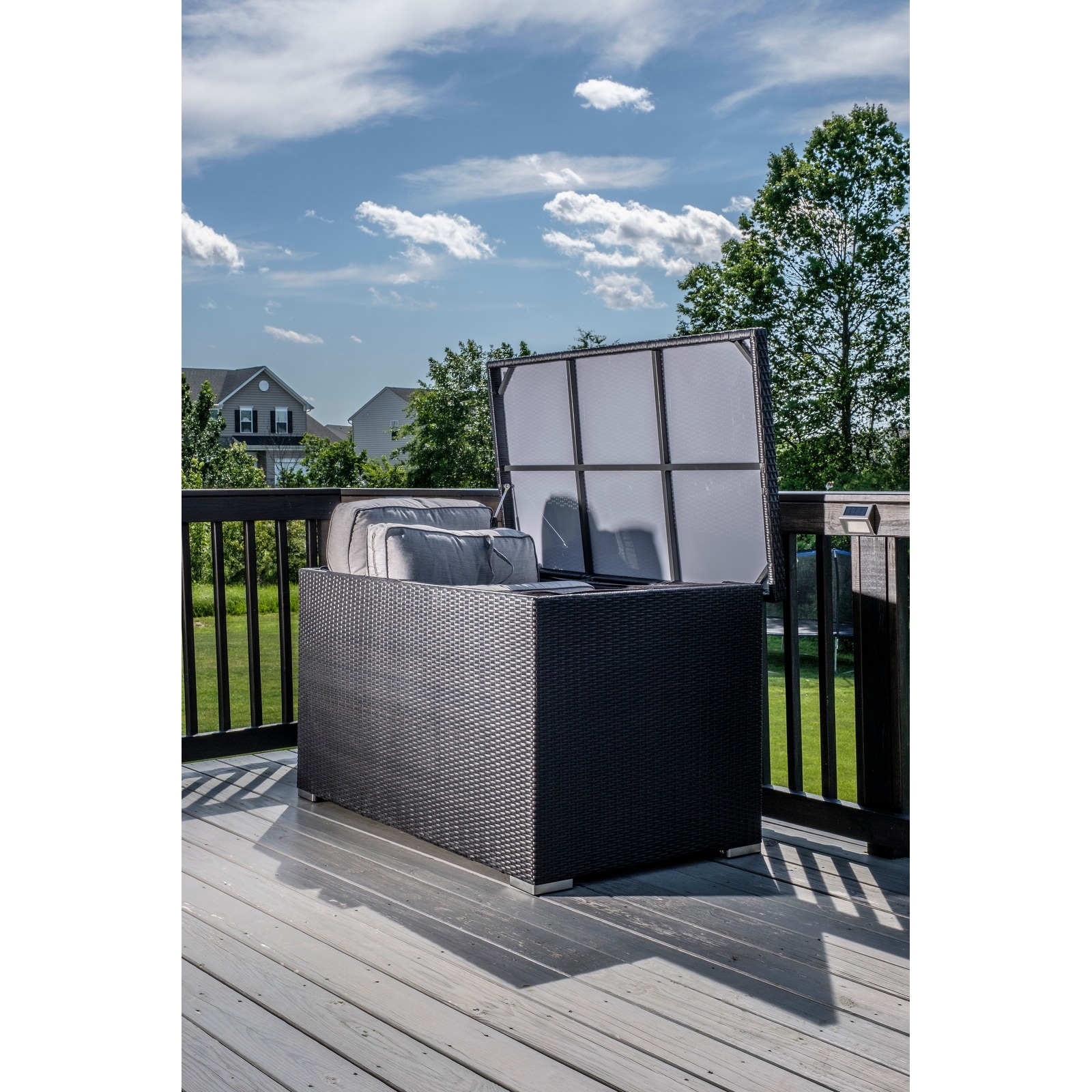 Sicuro Wicker Storage Deck Box