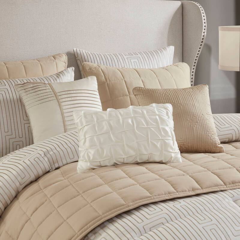GDF Studio - Averleigh 10-Piece Queen Luxury Jacquard Comforter Set