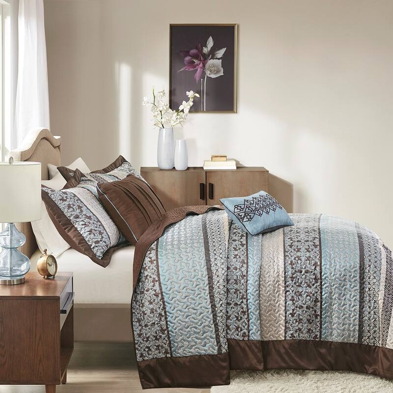 GDF Studio - Princeton 5-Piece Reversible Jacquard Quilt Set with Decorative Pillows