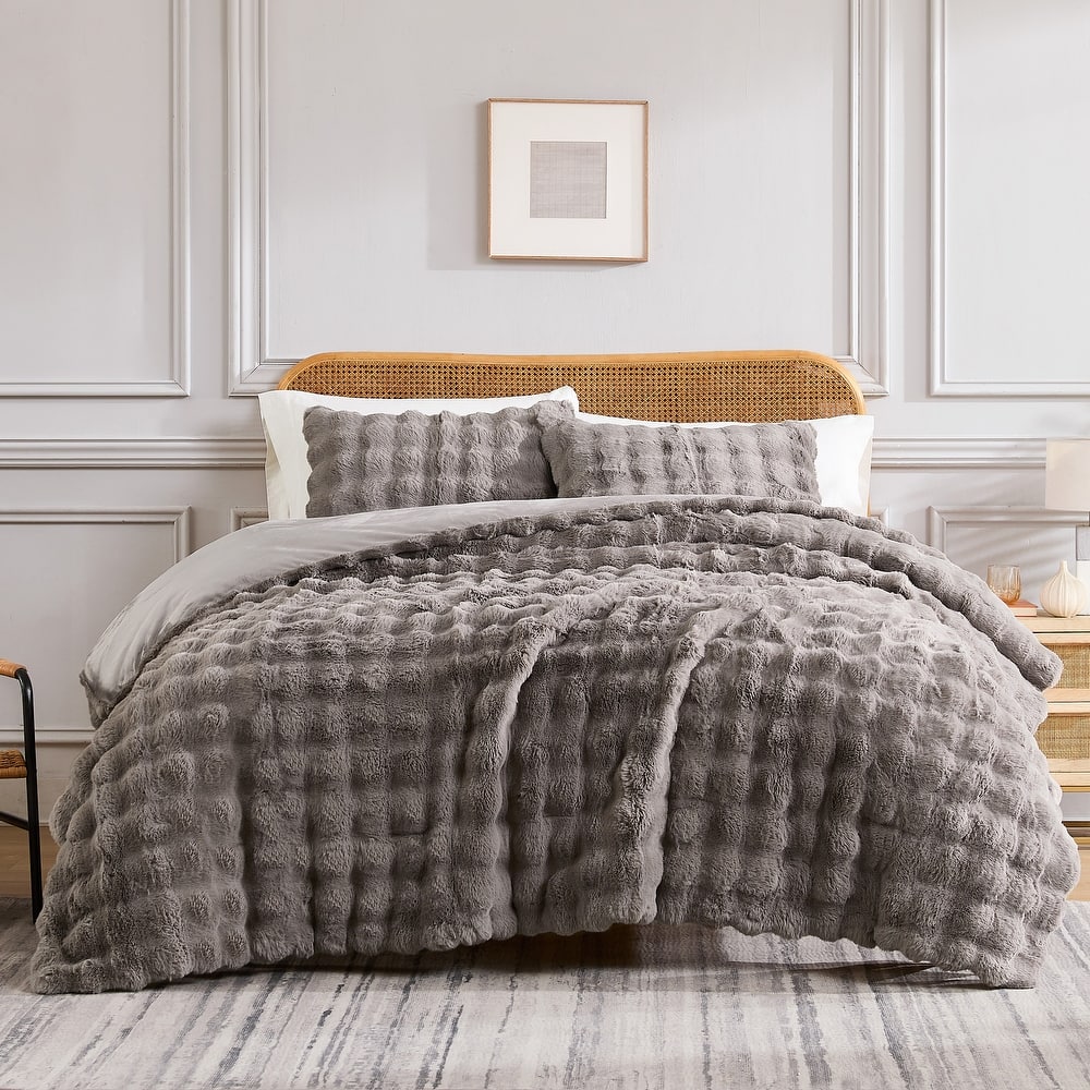 Luxe & Soft Faux Fur Comforter Set
