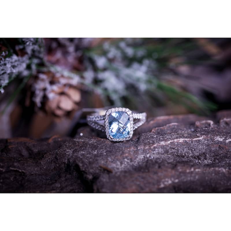 Auriya 1 5/8ct Cushion-cut Sky Blue Topaz and Halo Diamond Engagement Ring 3/8cttw 14K Gold