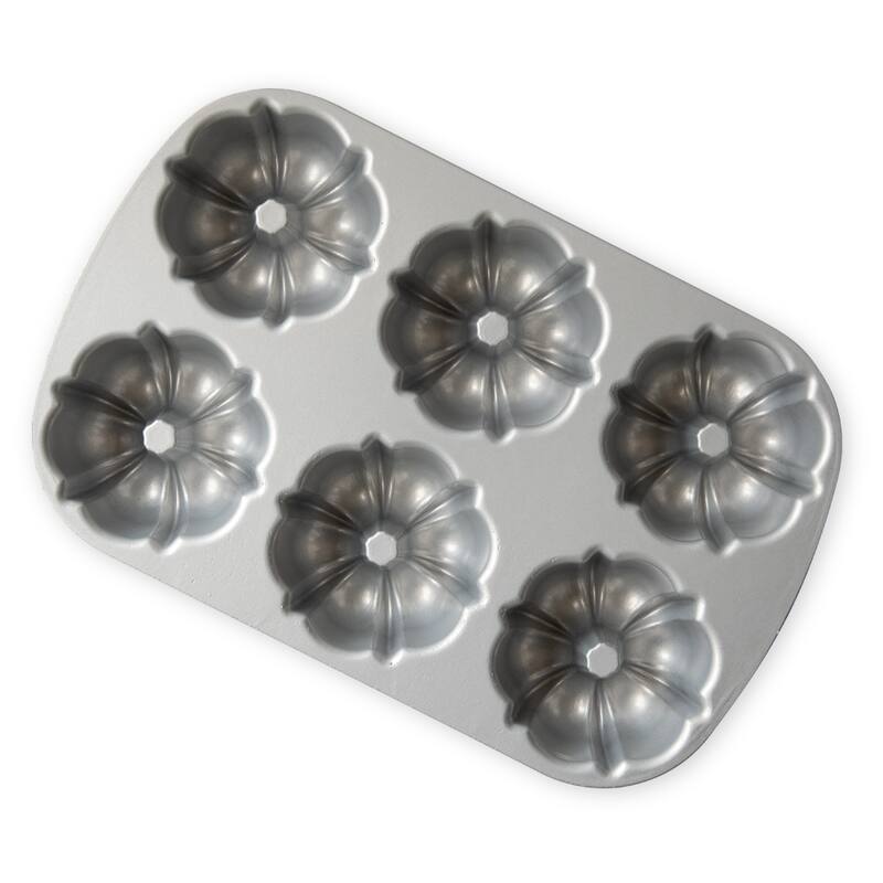 Nordic Ware Bundtlette Pan