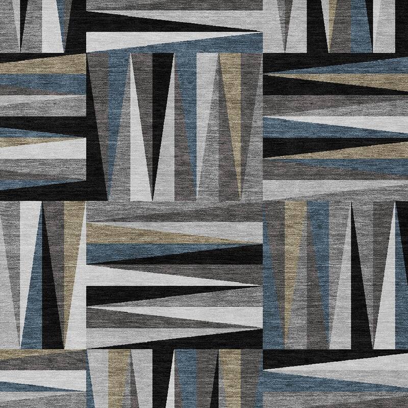 HomeRoots Geometric Transitional Rectangle Outdoor Rug