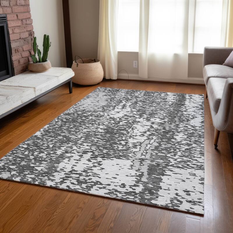 Machine Washable Indoor/ Outdoor Modern Abstract Chantille Rug