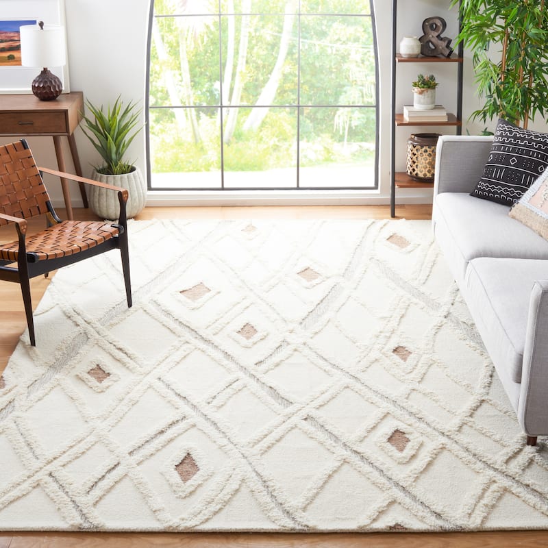 SAFAVIEH Handmade Casablanca Griet Moroccan Wool Rug - 6' Square - Ivory/Brown