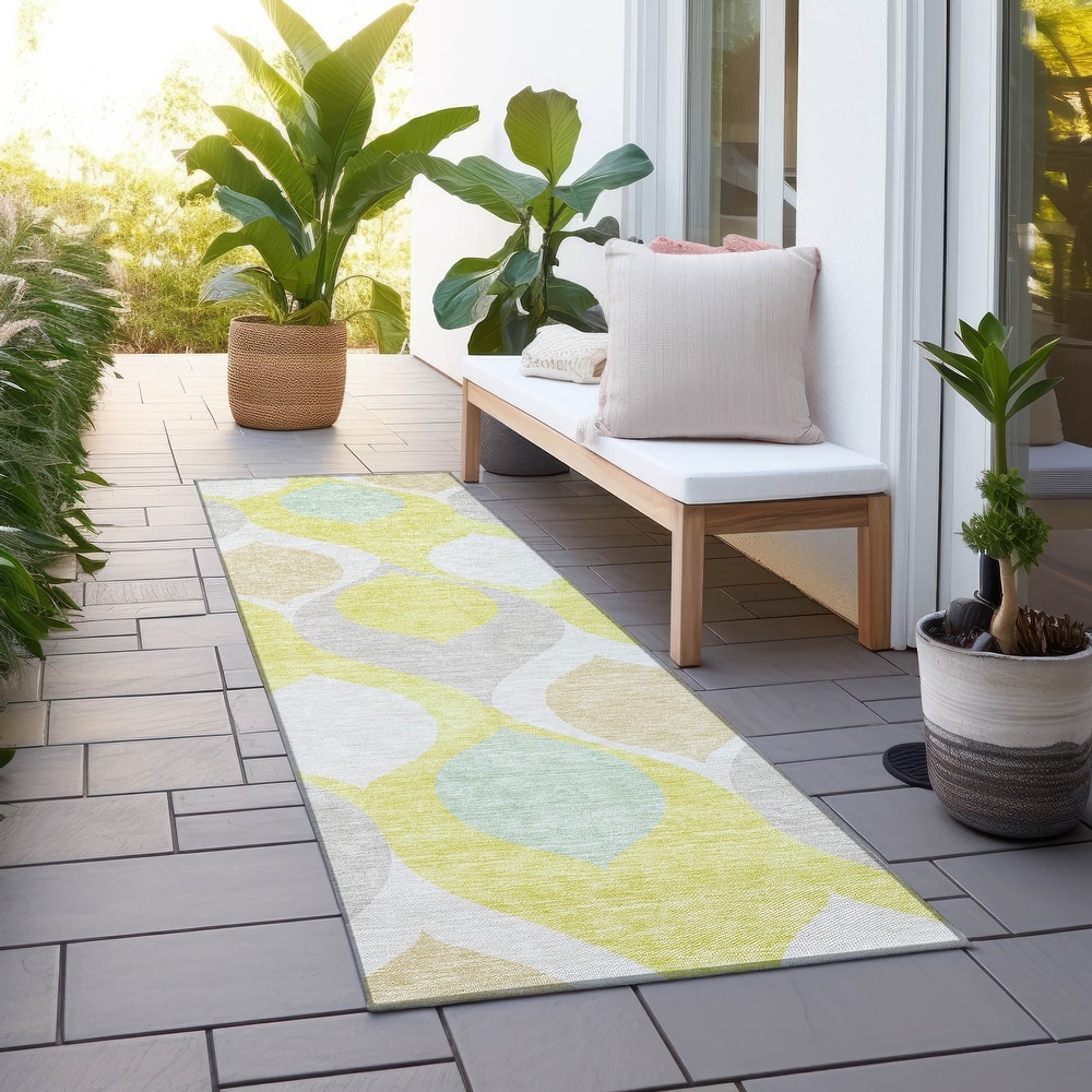 Machine Washable Indoor/ Outdoor Chantille Geo Contemporary Rug