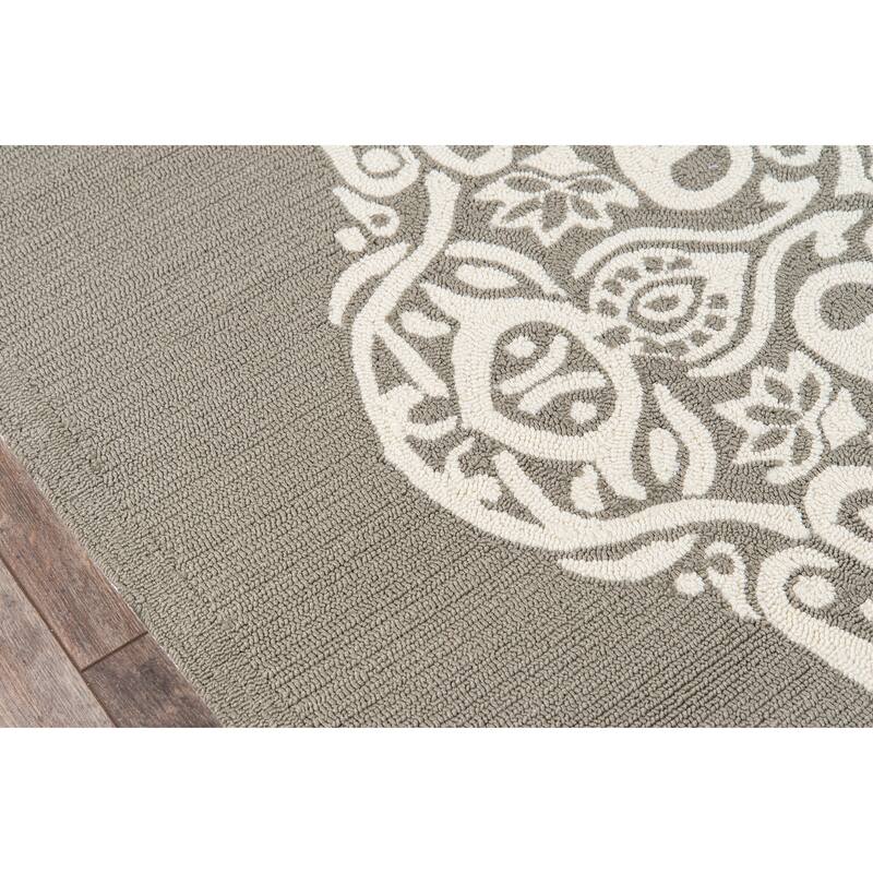 Momeni Veranda Hand Hooked Traditional Medallion Indoor Outdoor Rug