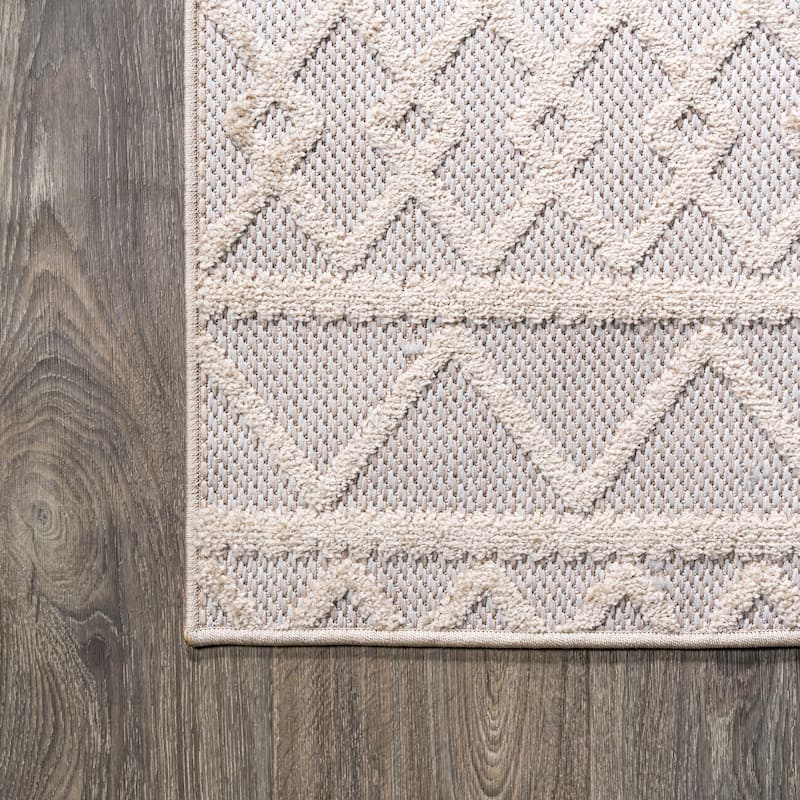 JONATHAN Y Ararat High-Low Pile Knotted Trellis Geometric Indoor/Outdoor Area Rug