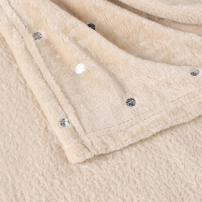 Superior Fleece Plush Medium Weight Soft Fluffy Decorative Blanket