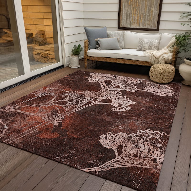 Machine Washable Indoor/ Outdoor Modern Floral Chantille Rug