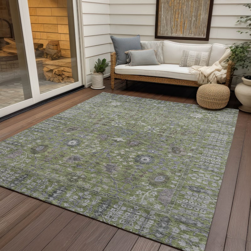 Machine Washable Indoor/ Outdoor Traditional Classic Chantille Rug