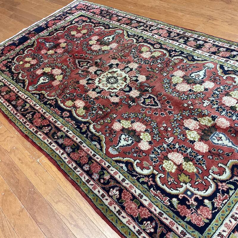 HERAT ORIENTAL Handmade Mahal Wool Rug - 3'11" x 7'2"
