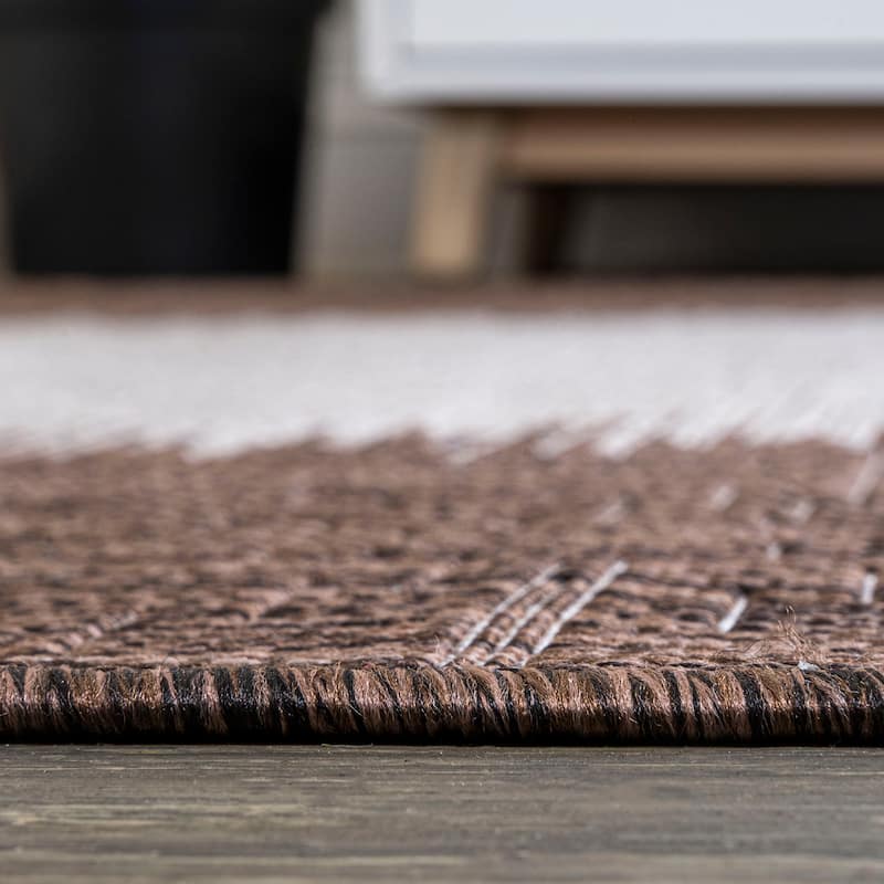 JONATHAN Y Madaba Modern Strie' Indoor/Outdoor Area Rug