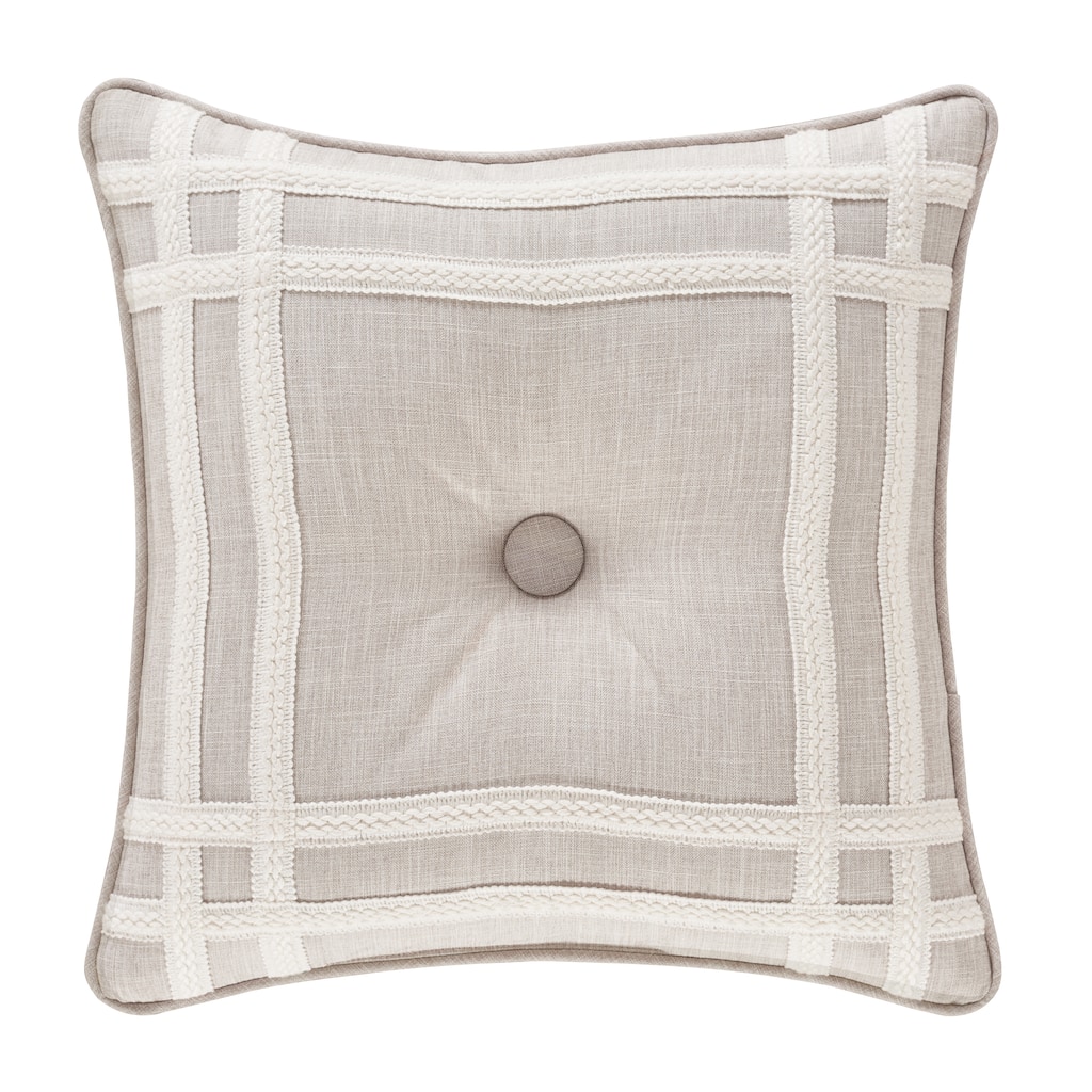 J. Queen New York Lauralynn 18" Decorative Throw Pillow