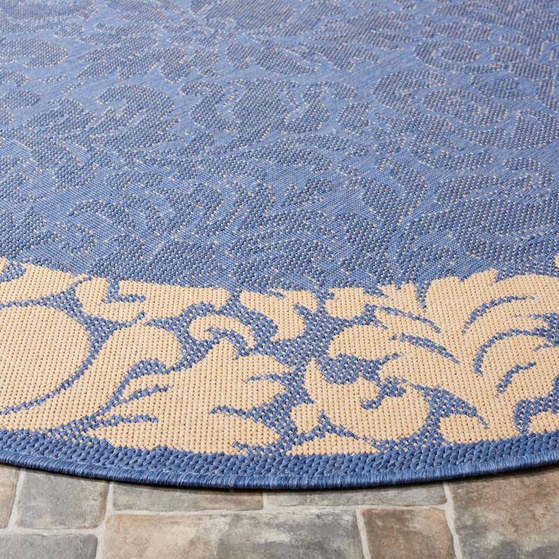 SAFAVIEH Courtyard Peggie Indoor/ Outdoor Patio Backyard Rug