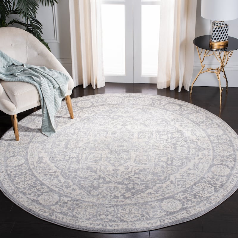 SAFAVIEH Brentwood Þordis Oriental Medallion Rug - 8' Round - Light Grey/Ivory