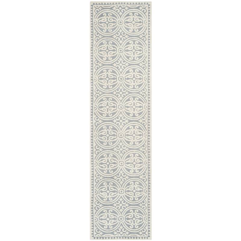 SAFAVIEH Handmade Cambridge Myrtis Moroccan Wool Rug