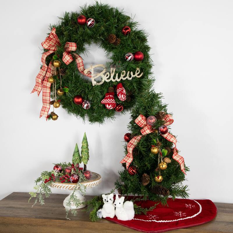 Dakota Red Pine Artificial Christmas Wreath Pine Cones - 24", Unlit