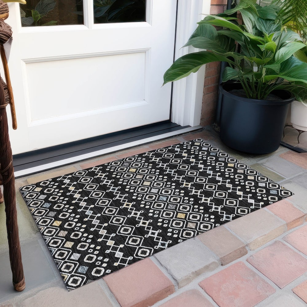 Machine Washable Indoor/ Outdoor Global Contempory Chantille Rug