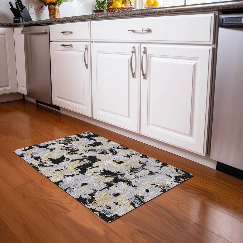 Premium Washable Super Soft Abstract Floral Mayfield Rug - Black - 1'8" x 2'6"
