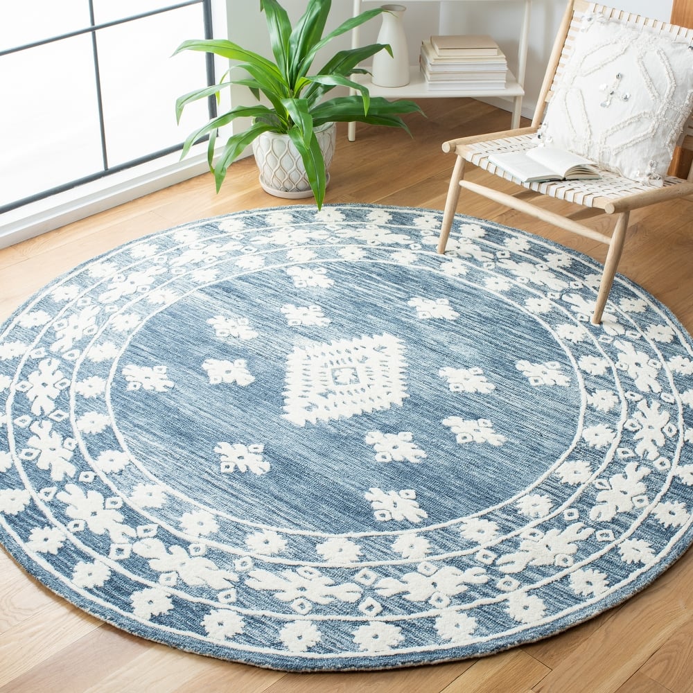 SAFAVIEH Handmade Aspen Nusreta Rustic Boho Wool Rug