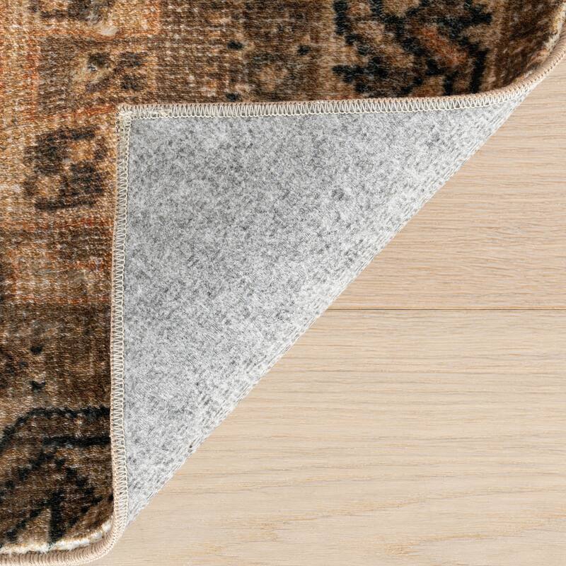 Nuloom Daphine Medallion Washable Area Rug