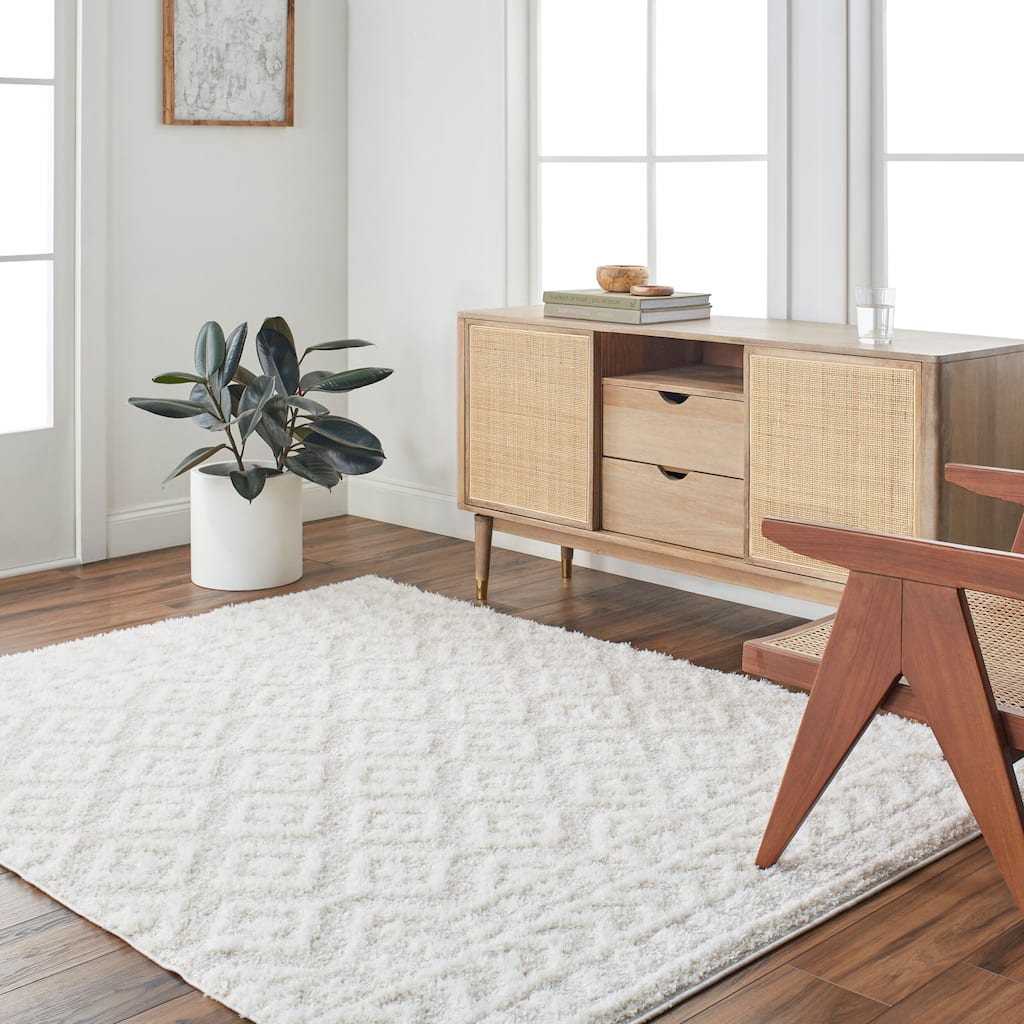 Livabliss Rodos Transitional Diamond Plush Area Rug