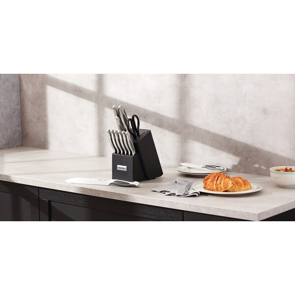 Oneida 14-Piece Cutlery Block Set With Built-In Sharpener - Bed