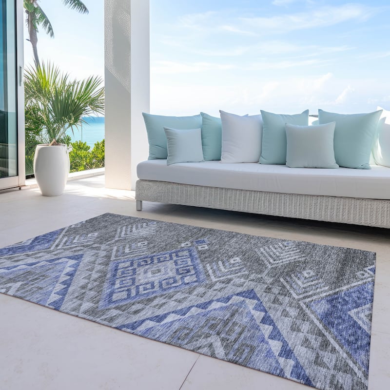 Machine Washable Indoor/ Outdoor Boho Tribal Chantille Rug