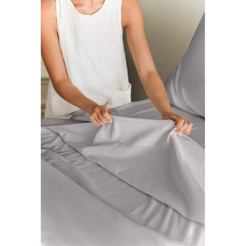 CGK Linens 4 Piece Solid Deep Pockets Microfiber, Easy-Fit Bed Sheet Set