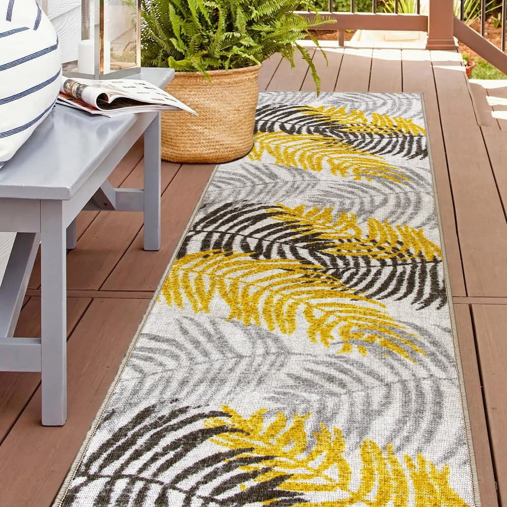 Floral Leaves Flatweave Indoor/Outdoor Area Rug