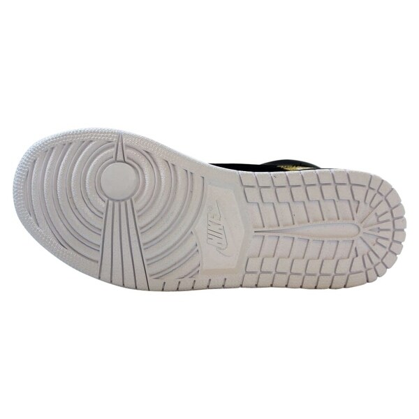 jordan fadeaway black and gold