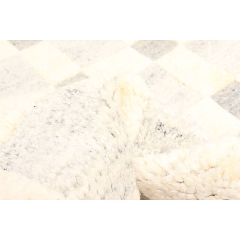 ECARPETGALLERY Hand-knotted Tangier Cream Wool Rug - 5'0 x 8'1