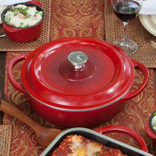 https://ak1.ostkcdn.com/images/products/is/images/direct/a2b07aa7a0125d755e6258f025c17175db9dcdb1/Nordic-Ware-Pro-Cast-Traditions-Oval-Casserole%2C-5.5-Quart%2C-Cranberry.jpg?impolicy=medium
