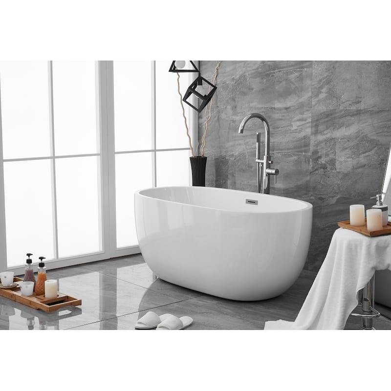 Adler Soaking Bathtub