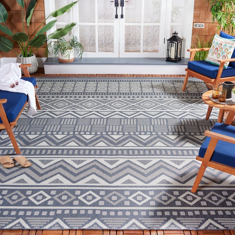 SAFAVIEH Martha Stewart Staika Casual Rug - 8' x 10' - Navy/Creme