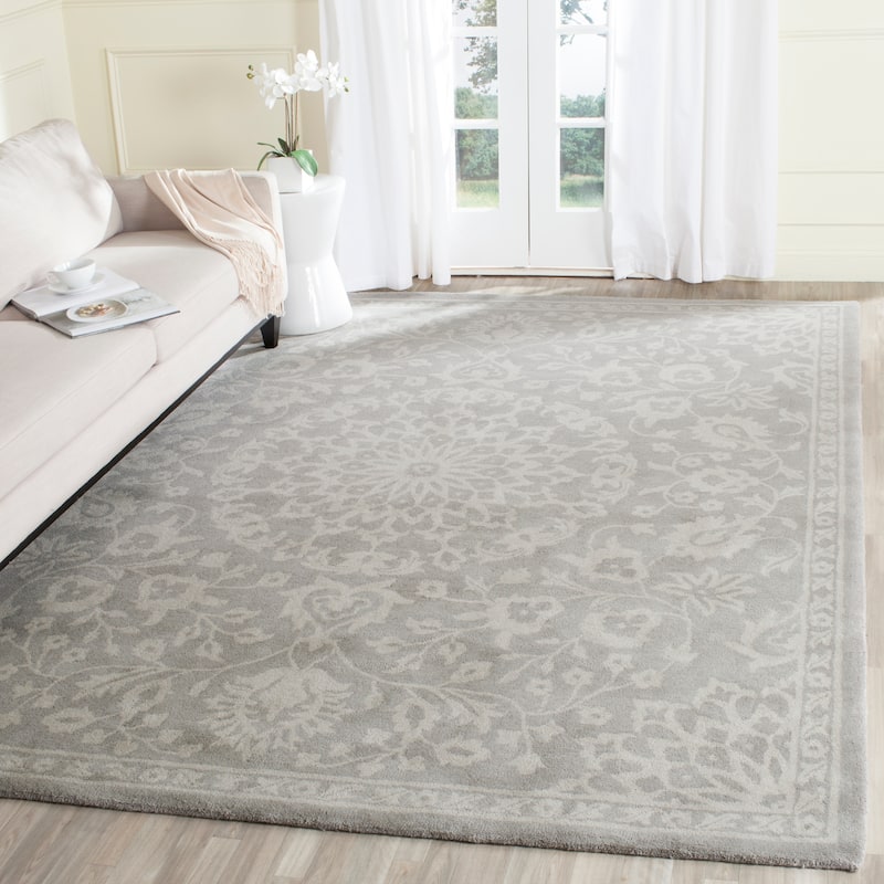 SAFAVIEH Handmade Bella Armani Modern Floral Wool Rug - 6' x 9' - Grey/Silver