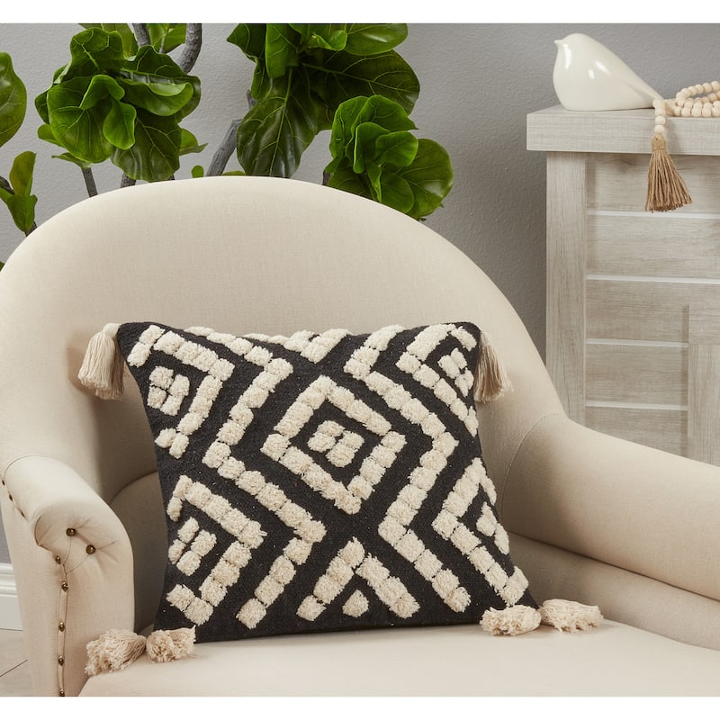 Tufted Throw Pillow With Tassel Design , 18"x18"