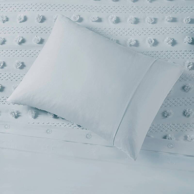 Intelligent Design Lucy Clip Jacquard Duvet Cover Set (Insert Excluded)